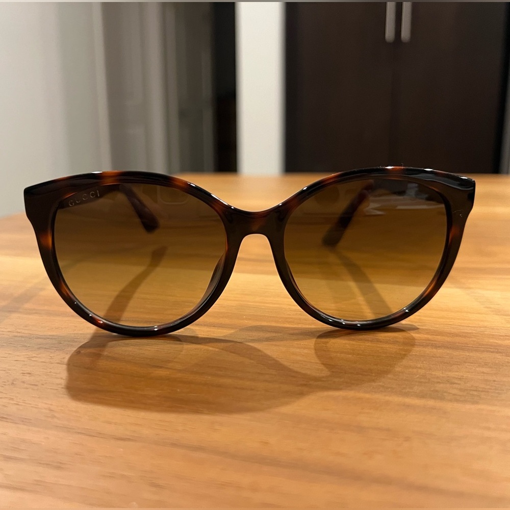 Gucci sunglasses